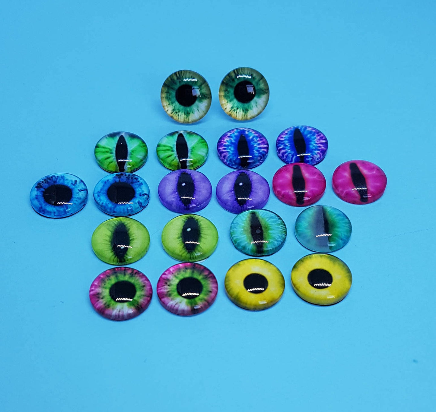 Glass Eye Stud Earrings. Cats Eye. Eye Ball. Hypoallergenic, Allergy, Lead, Nickel Free. Gift. Spooky, Halloween, Unusual