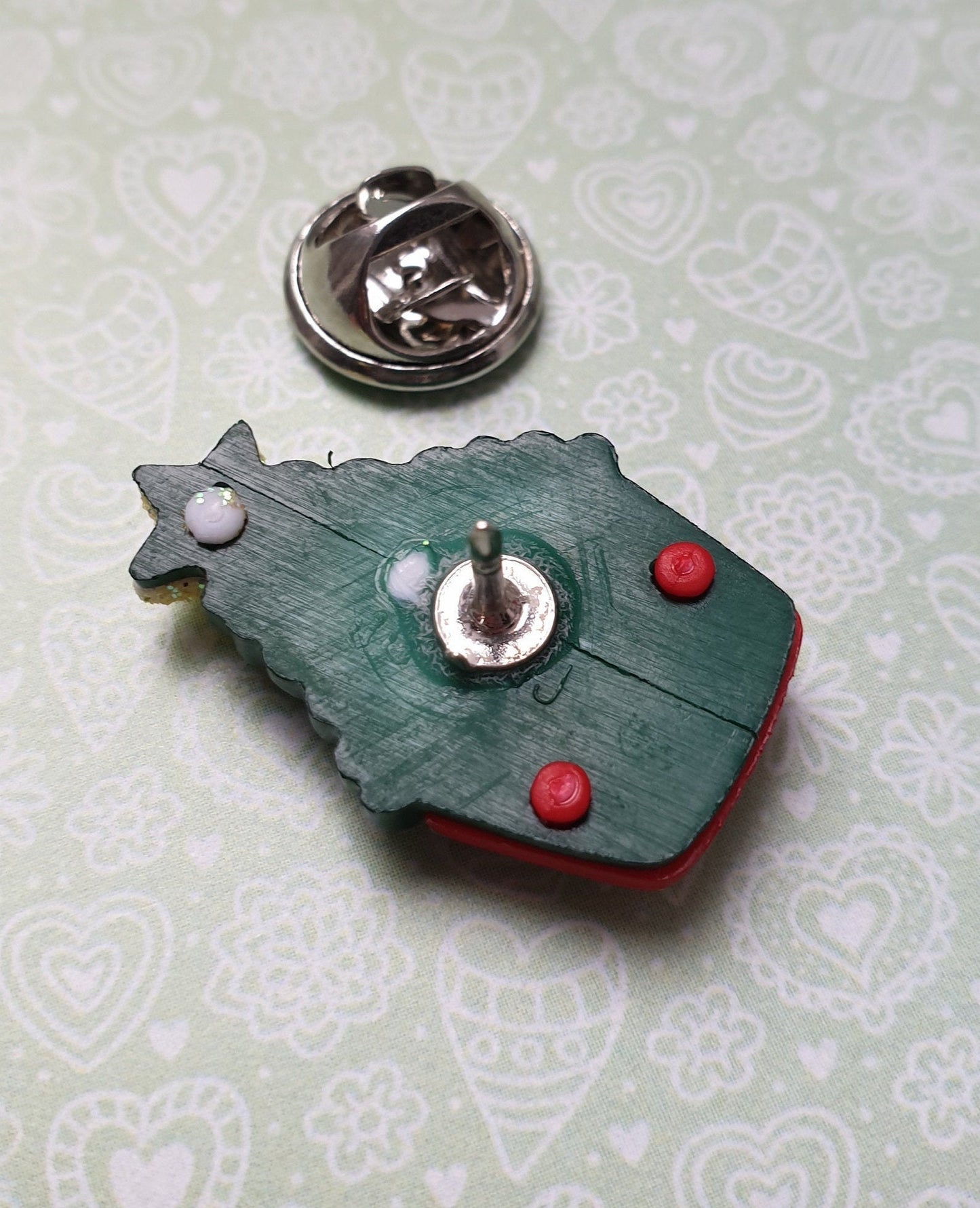 Cute Christmas Cupcake Pin. Xmas Tree, Gingerbread Man, Holly, Candy, Lapel Pin, Badge