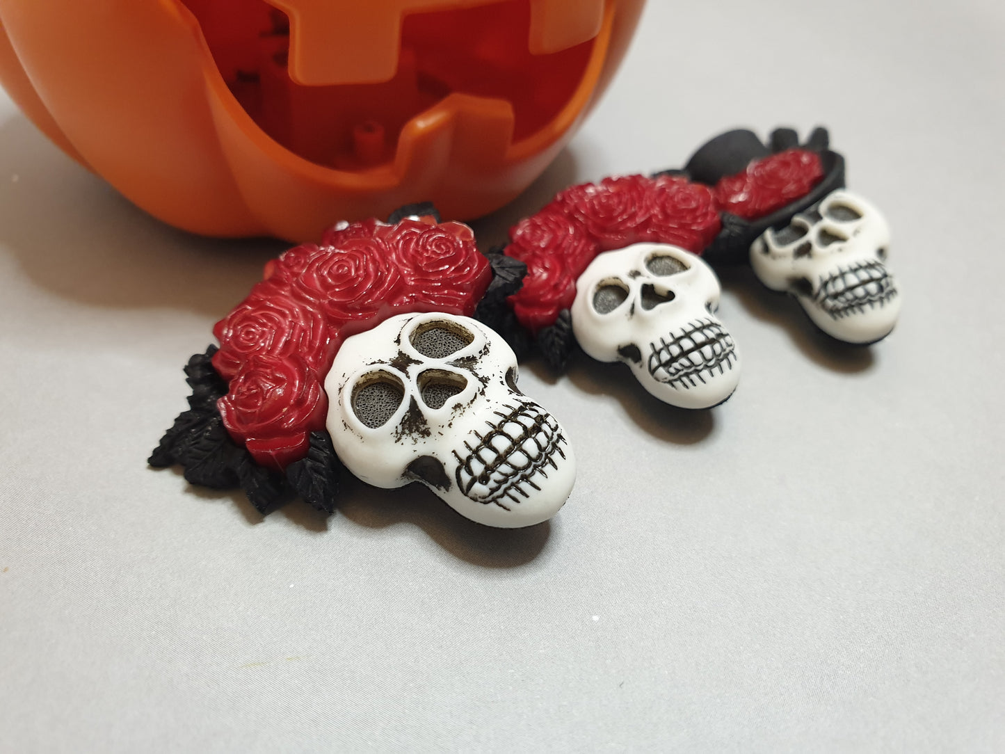 Day of the Dead Skull Badge.  Halloween Jewellery. Goth Brooch