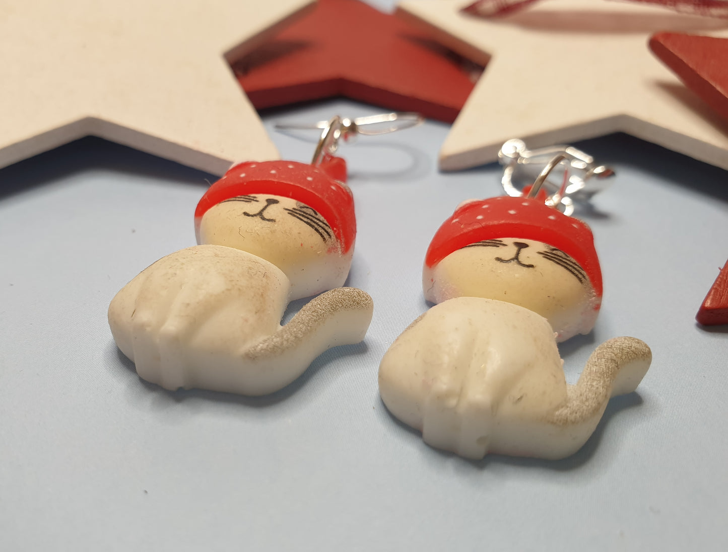 Christmas Cat Earrings. Nickel Free Wires or Clip Ons