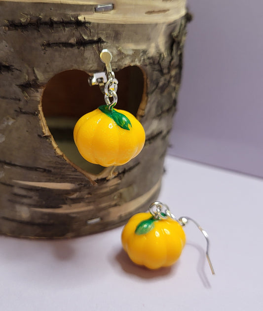 3D Pumpkin Earrings. Halloween Jewellery. Nickel Free Wires or Clip On.