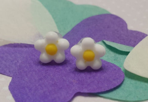 Small Daisy Stud Earrings. Studs, Daisies, Flowers, Pretty, Little, Tiny, Hypoallergenic, Allergy, Nickel, Lead Free