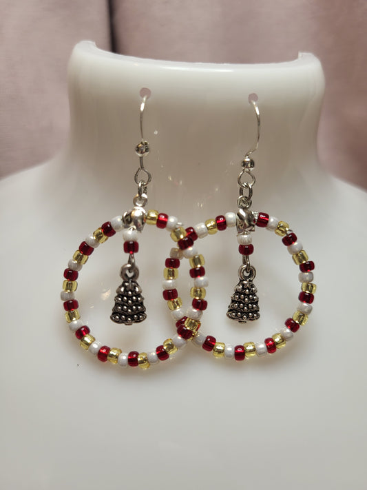 Red,White and Gold Christmas Tree Beaded Ring Earrings. Clip On or Nickel Free Wires. Christmas Lover. Beaded Jewellery