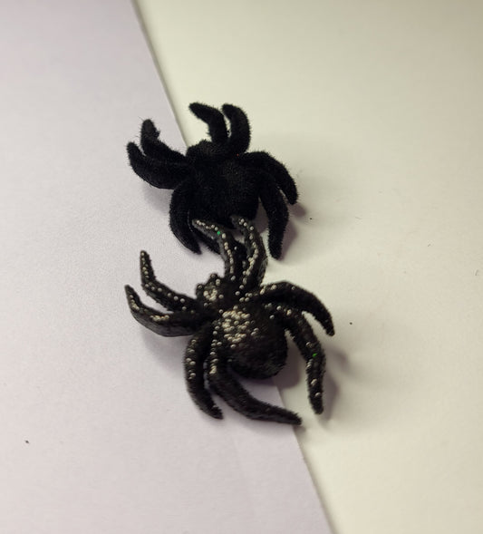 Furry Spider Pin. Halloween Costume. Halloween Pin. Tarantula Gift. Spider Gift. Spider Brooch