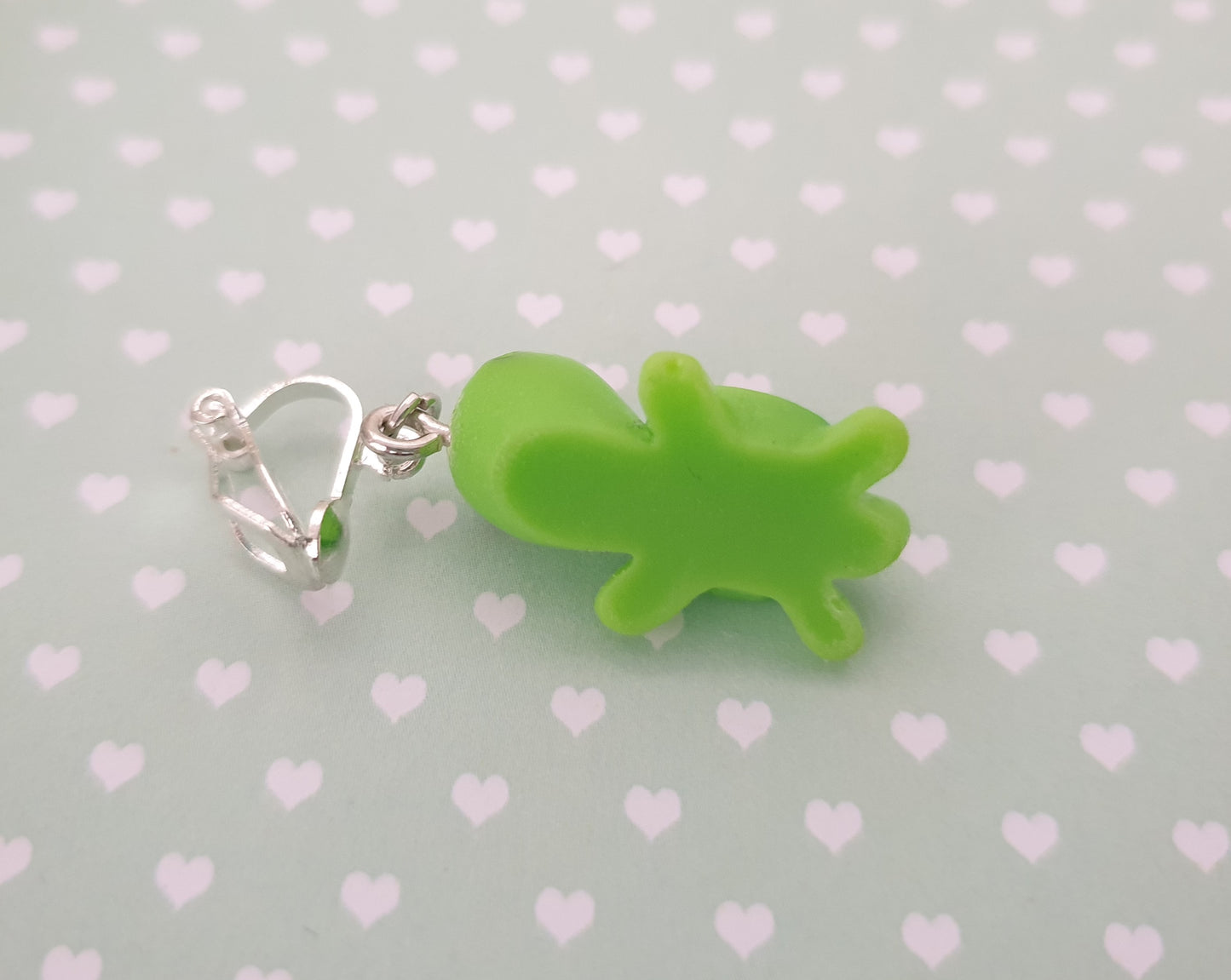 Green Turtle Earrings. Turtle Earrings. Tortoise Earrings. Nickel Free Earrings. Clip On Earrings. Turtle Lover. Turtle Gift. Tortoise Gift