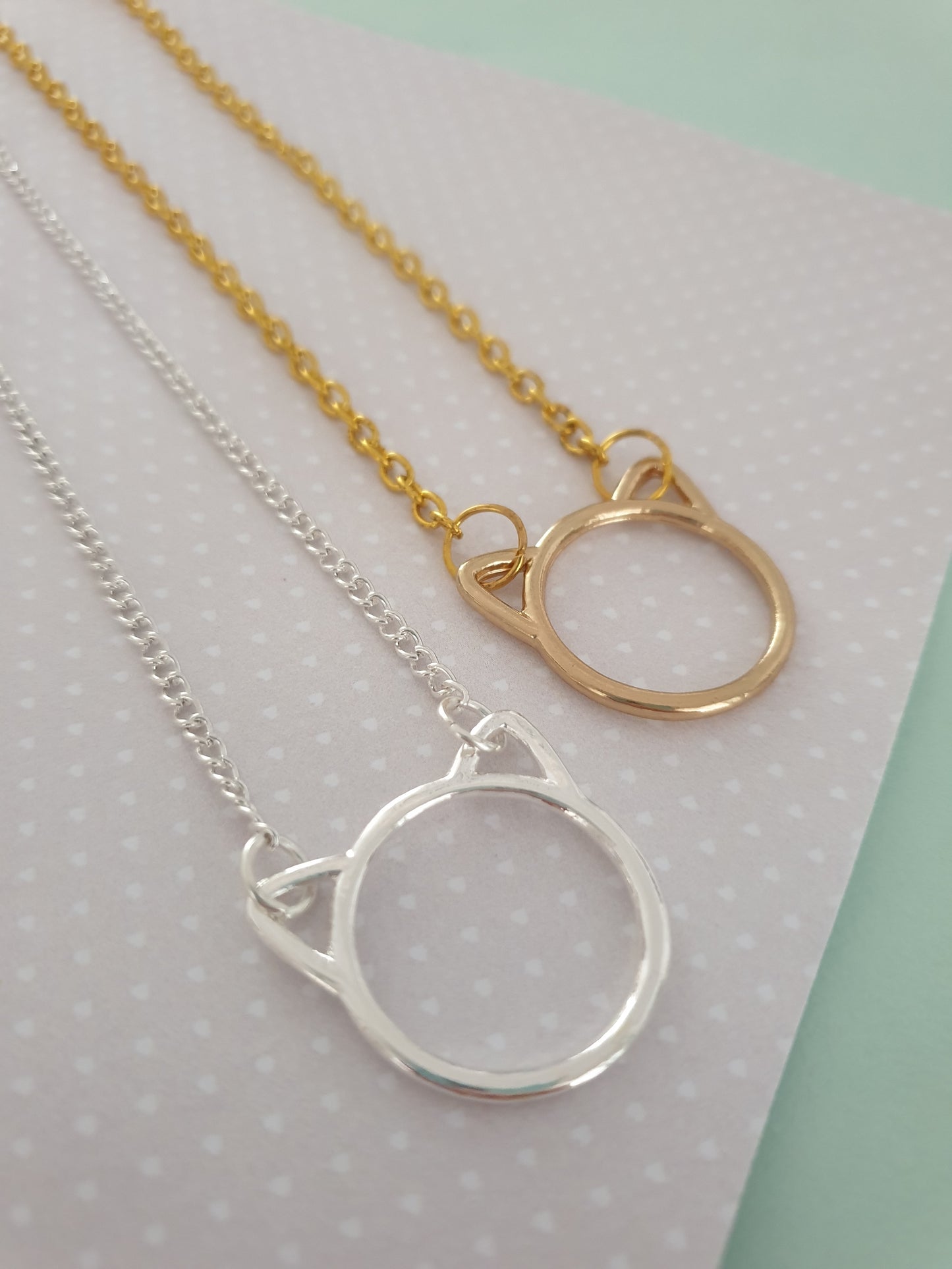 Silver or Gold Cat Face Outline Necklace. Quirky Necklace.