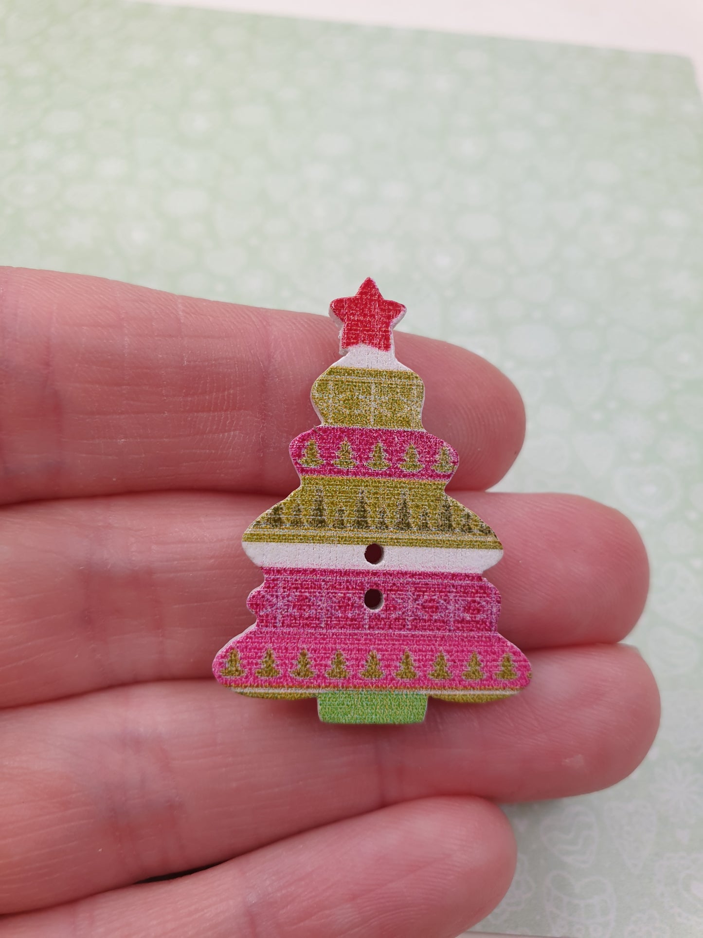 Christmas Tree Pin. Christmas Pin. Christmas Brooch. Christmas Badge.